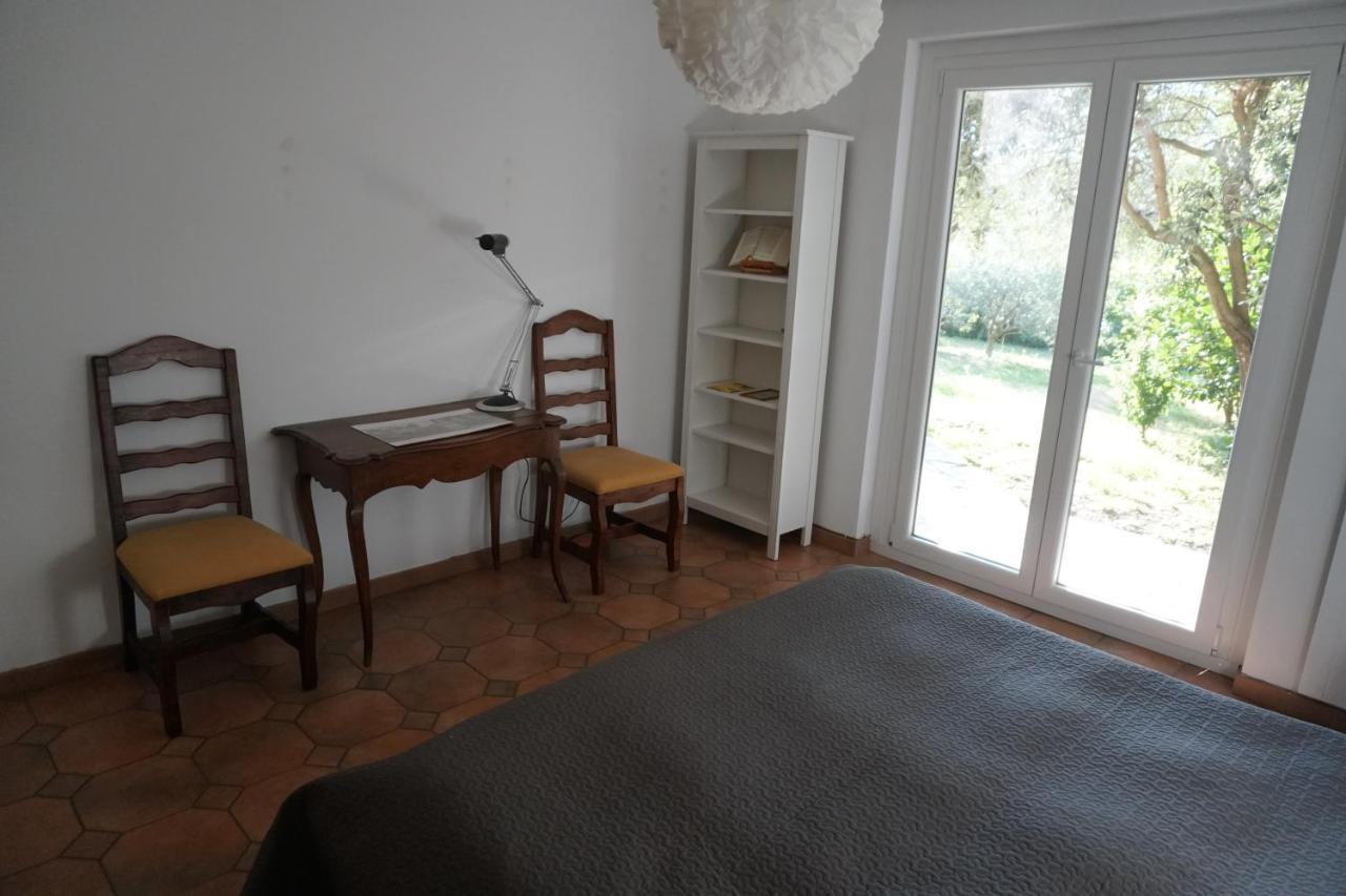 Golden Hill - Big Rooms With Kitchen And Garden Collina d'Oro Exteriér fotografie